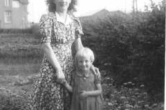Dochter-van-Tante-Cor-zus-van-Oma-Seegers-Wens